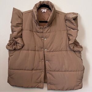 Entro Vest Flutter Sleeve Quilted Puffer Size Large Tan Snap Front Pockets
